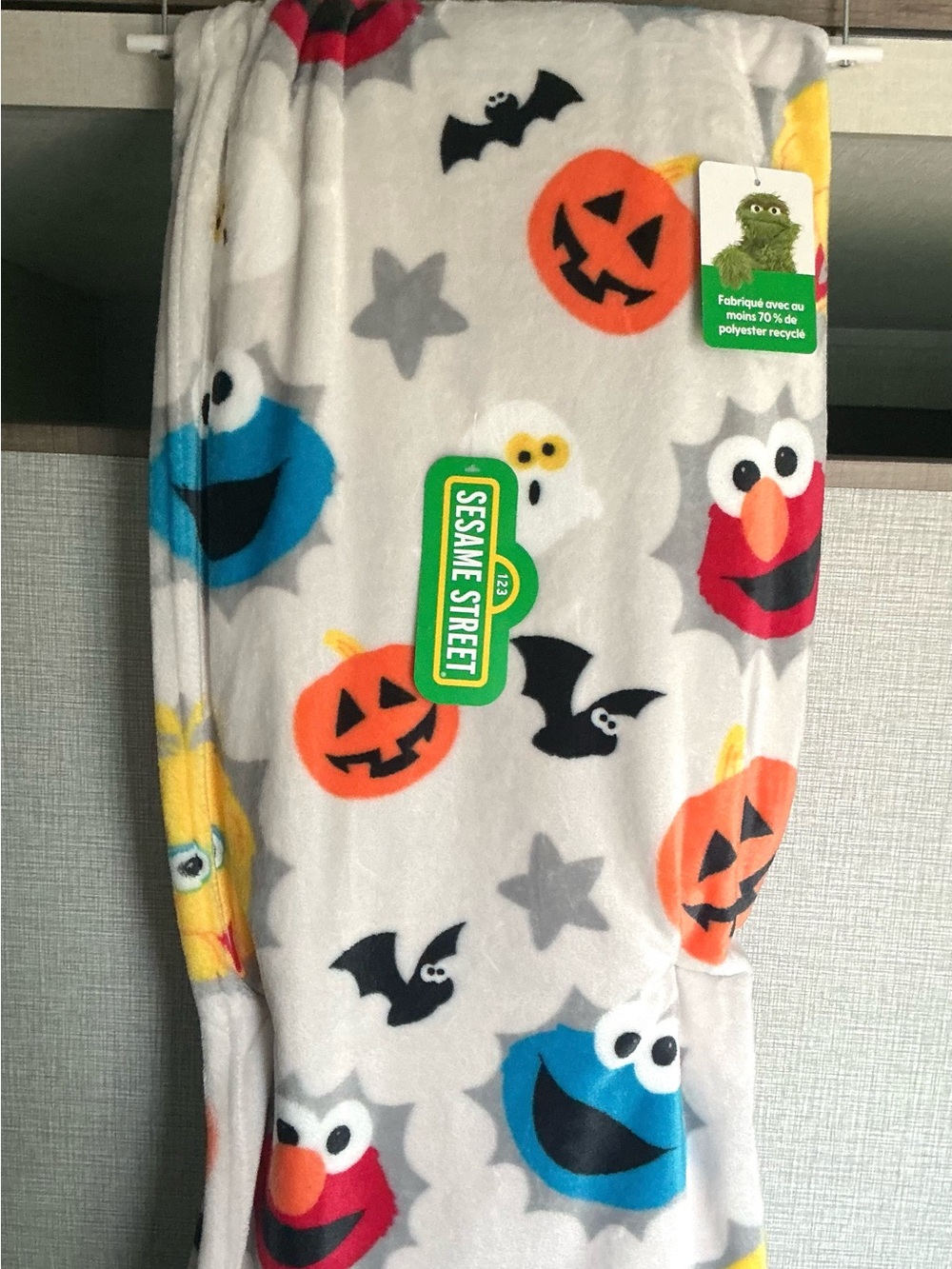 Sesame Street Colorful Character 60” x 70” Soft and Cozy Throw Blanket